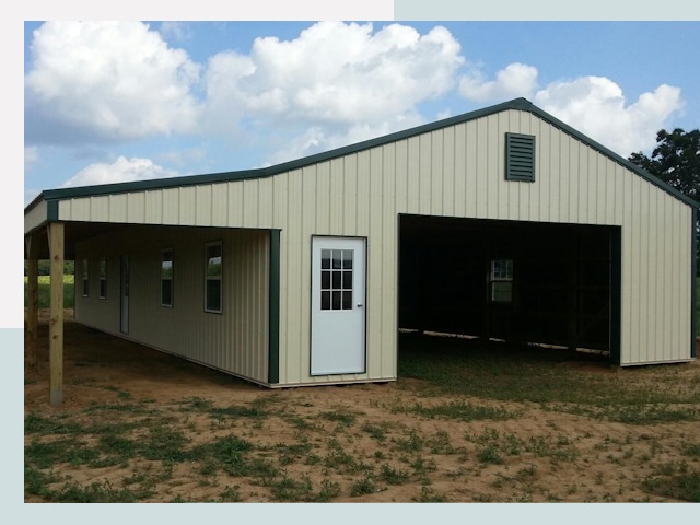 Строительство конюшен в Шумерле